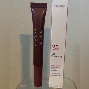 Clarins Lip Perfector - Mulberry Glow